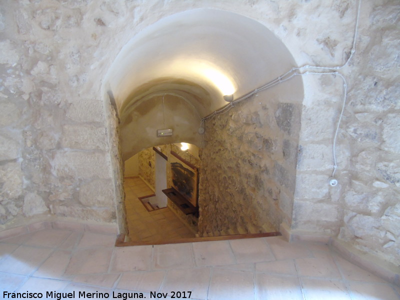 Castillo de Jimena - Castillo de Jimena. Escaleras de acceso al habitculo superior