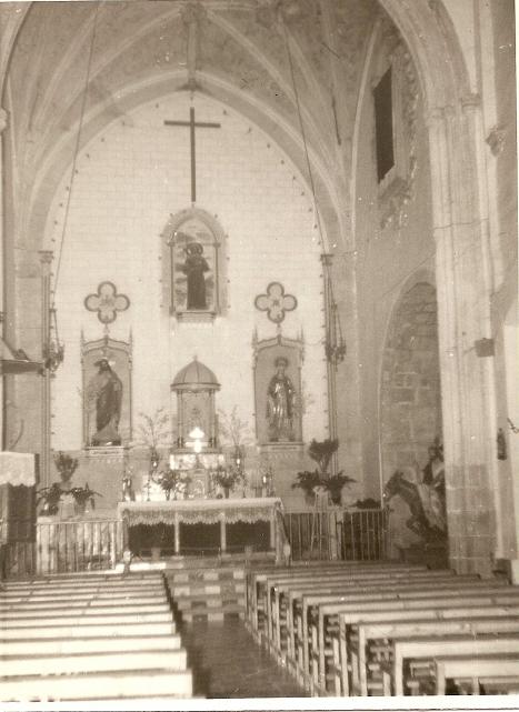 Iglesia de Santiago Mayor - Iglesia de Santiago Mayor. Foto antigua. Altar Mayor