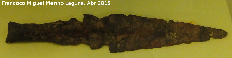 Cerro Alcal - Cerro Alcal. Punta de lanza. Museo Arqueolgico Provincial de Jan