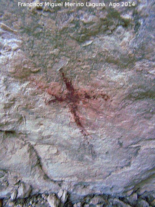 Pinturas rupestres de la Cueva del Zumbel Bajo - Pinturas rupestres de la Cueva del Zumbel Bajo. Cruciforme