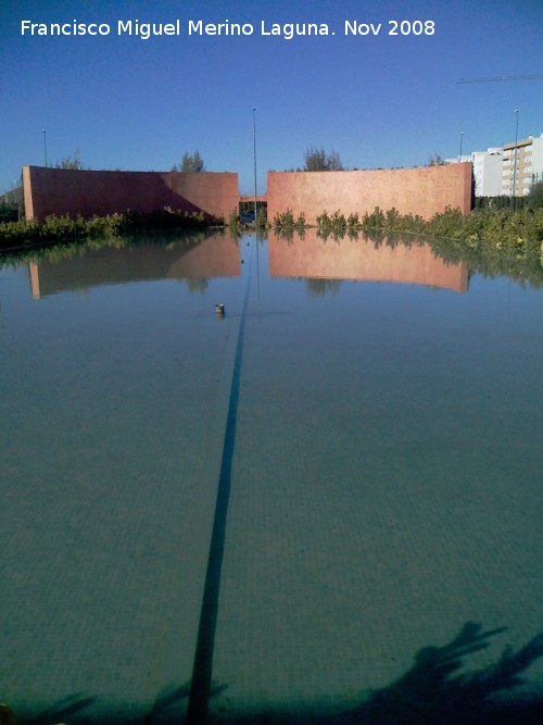 Fuente del Estanque Alargado del Bulevar - Fuente del Estanque Alargado del Bulevar. 