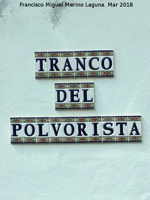 Tranco del Polvorista - Tranco del Polvorista. Azulejos en el Cortijo Tranco del Polvorista