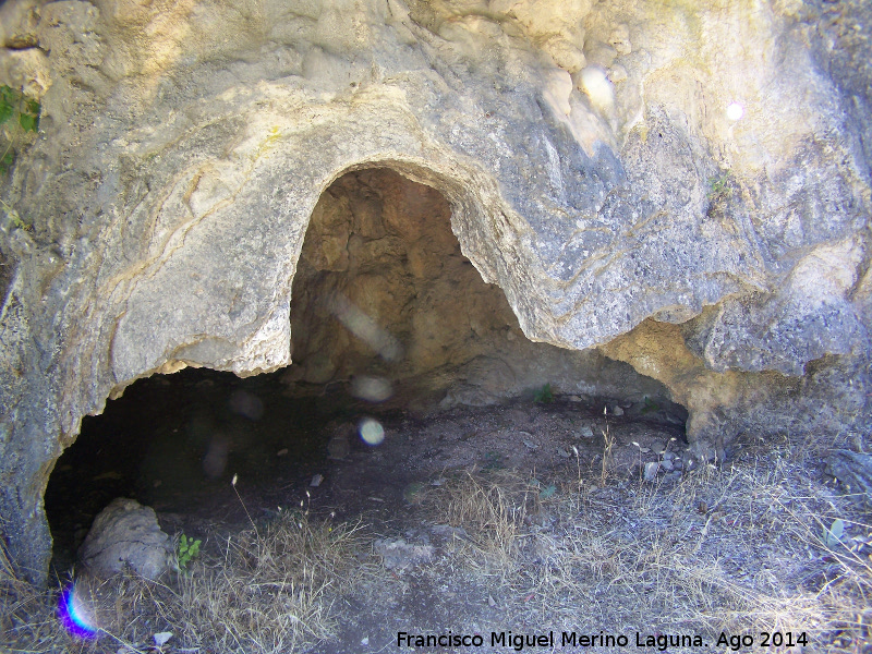 Cueva del Peinero - Cueva del Peinero. Entrada principal