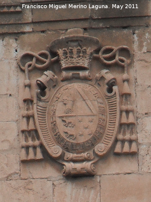 Iglesia de La Asuncin - Iglesia de La Asuncin. Escudo de la torre de Baltasar de Sandoval y Rojas