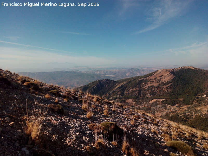 Rayal - Rayal. Vistas desde su ladera hacia el Oeste