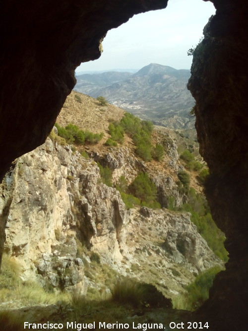 Piedra Granadina - Piedra Granadina. Cueva