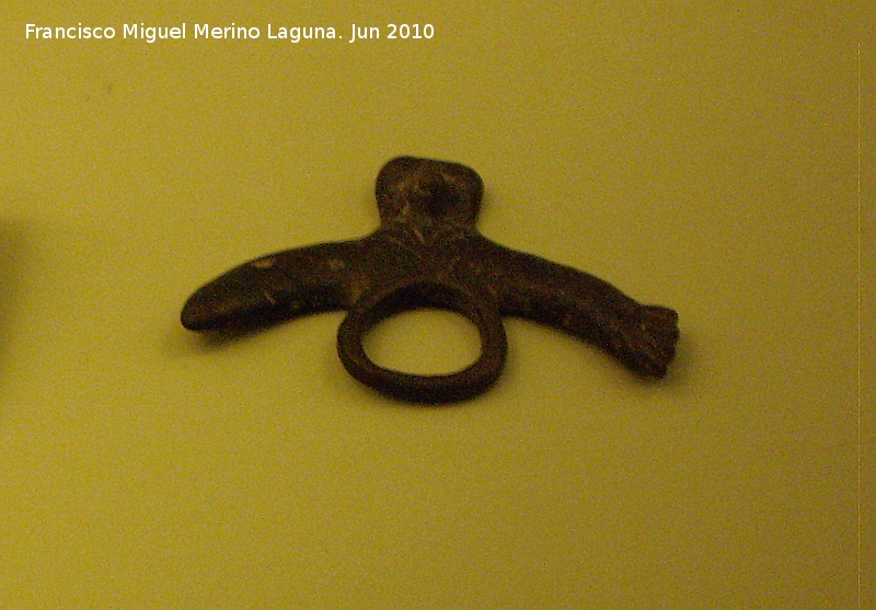 Historia de La Guardia - Historia de La Guardia. Amuleto flico. Museo Provincial