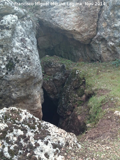 Cueva del Misil - Cueva del Misil. Entrada