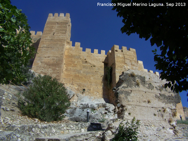 Castillo de La Iruela - Castillo de La Iruela. Murallas