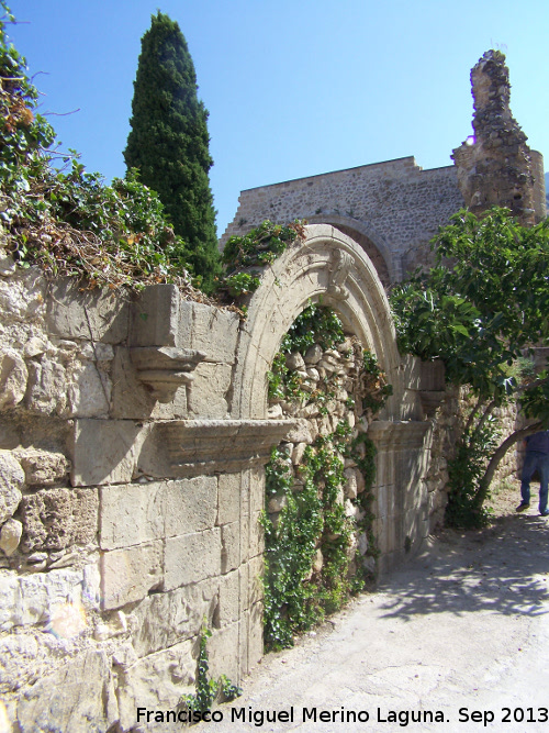 Iglesia de Santo Domingo - Iglesia de Santo Domingo. Puerta cegada