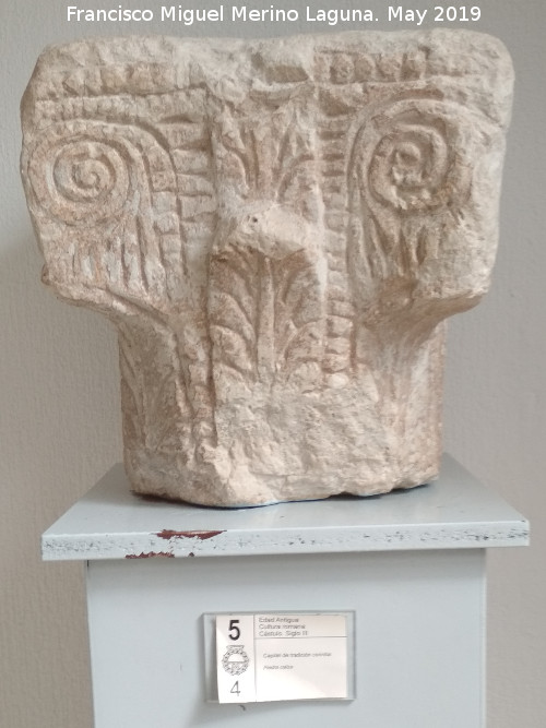 Cstulo - Cstulo. Capitel corintio de caliza. Siglo III. Museo Arqueolgico de Linares