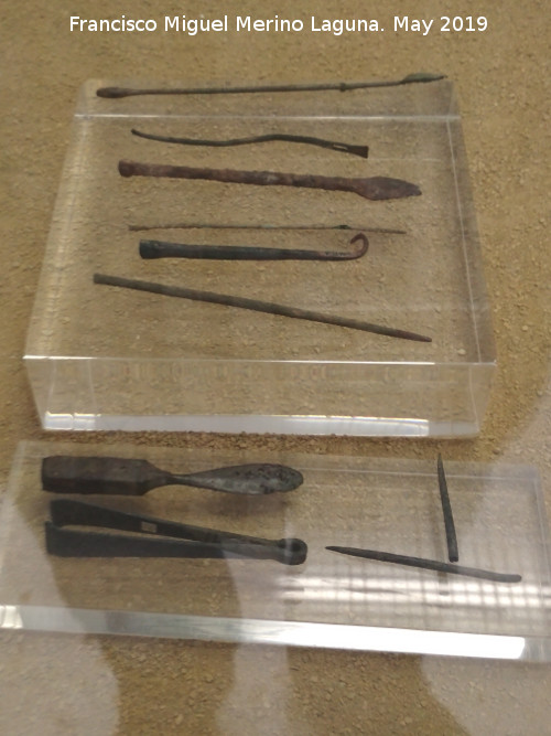 Cstulo - Cstulo. Instrumentos mdicos de bronce. Siglos I-II d.C. Museo Arqueolgico de Linares
