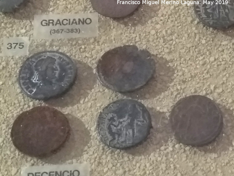 Cstulo - Cstulo. Ases de Graciano (367-383) Museo Arqueolgico de Linares