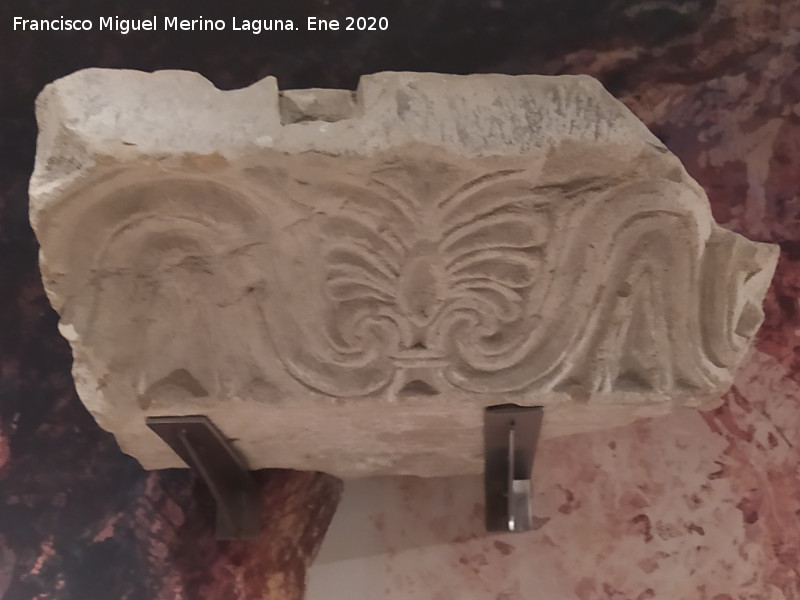 C�stulo - C�stulo. Friso del templete. Finales siglo IV a.C. principios III a.C. Museo Ibero de Ja�n