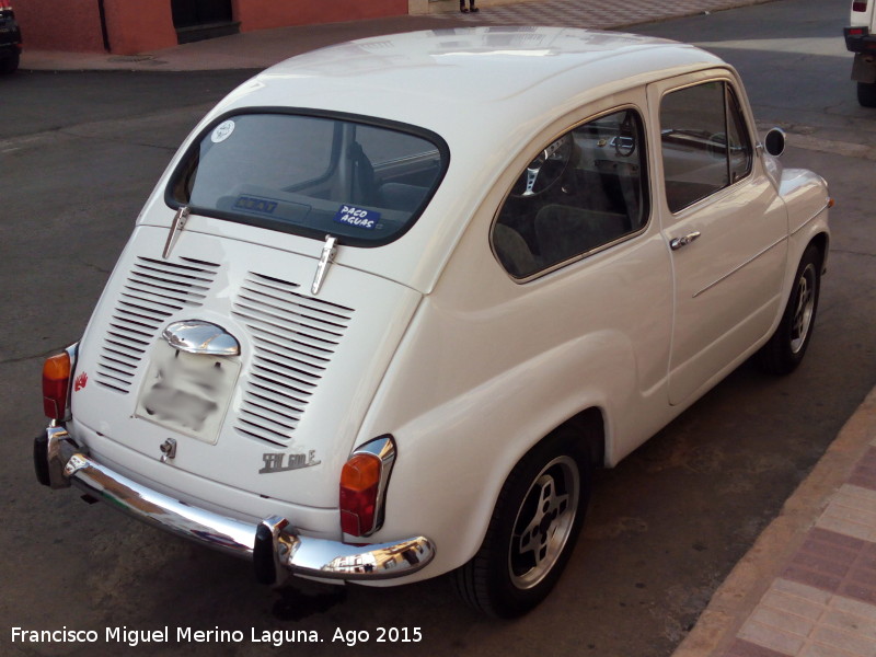 SEAT 600 - SEAT 600. Navas de San Juan