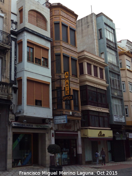 Edificio de la Calle Bernab Soriano n 15 - Edificio de la Calle Bernab Soriano n 15. 