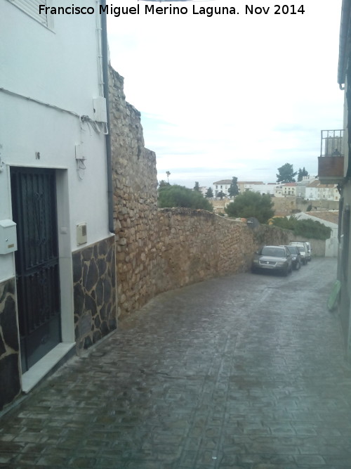Calle Adarve - Calle Adarve. Muralla