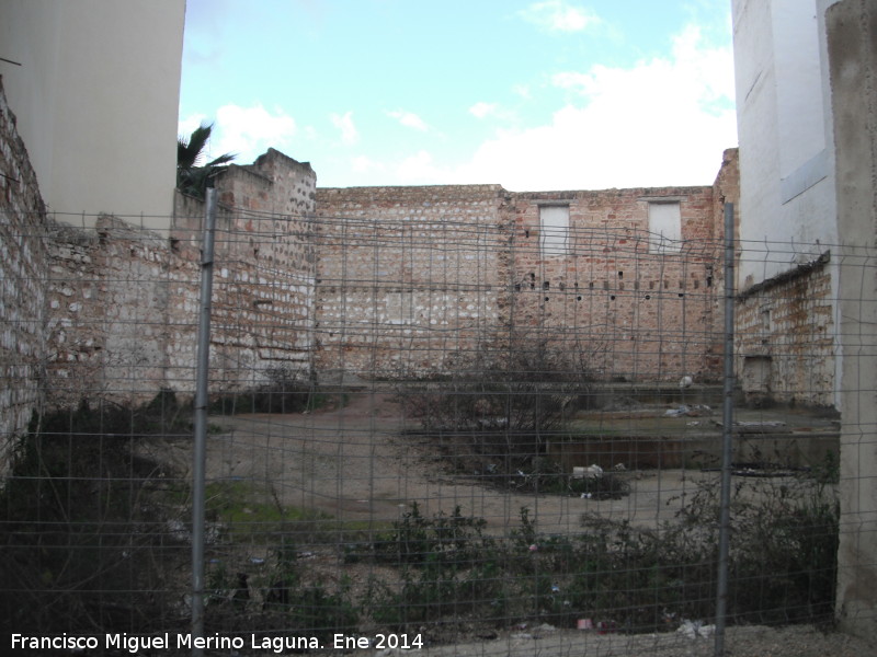 Castillo de Linares - Castillo de Linares. Muros