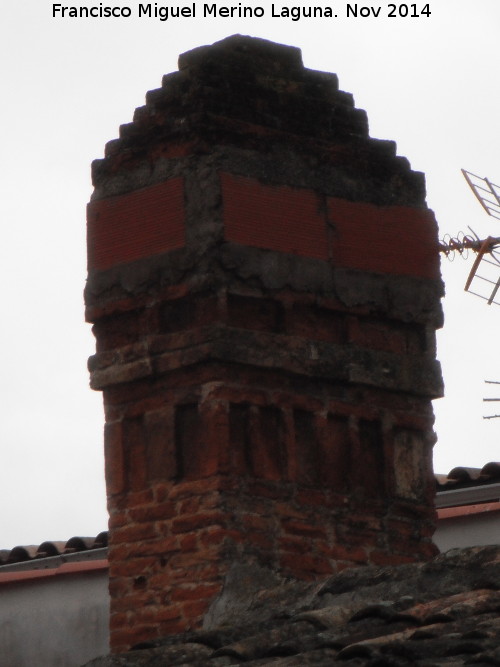 Casa de la Calle Horno Bajo n 3 - Casa de la Calle Horno Bajo n 3. Chimenea