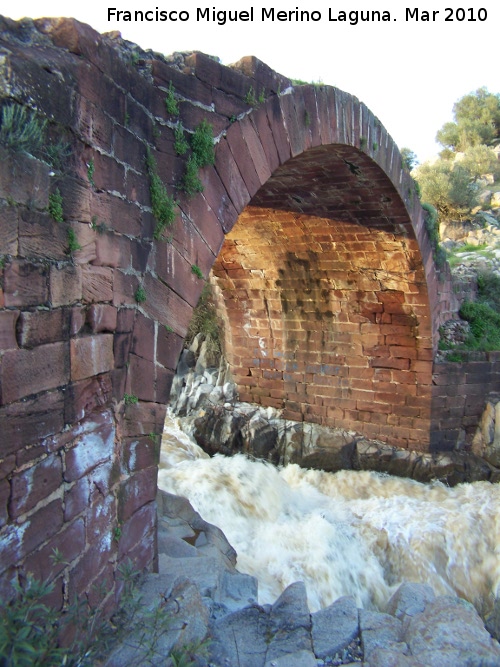 Puente romano de Vadollano - Puente romano de Vadollano. 