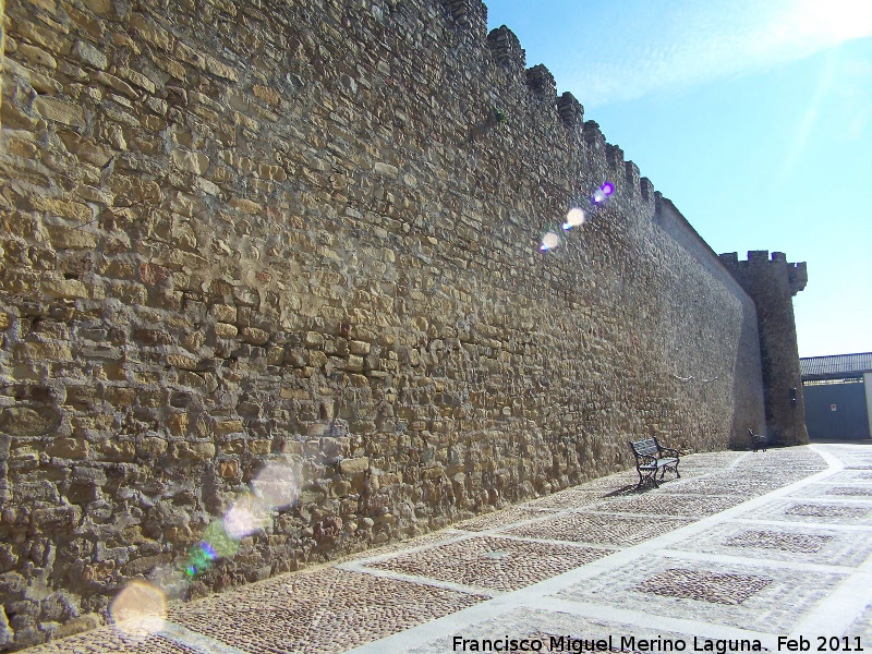 Castillo de Lopera - Castillo de Lopera. Muralla