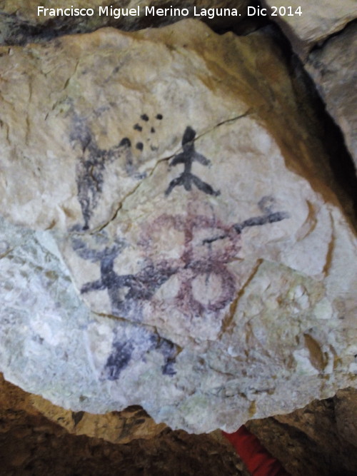 Pinturas rupestres falsas de la Cueva de la Solana - Pinturas rupestres falsas de la Cueva de la Solana. 