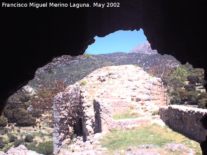 Castillo de Mata Bejid. Torre del Homenaje - Castillo de Mata Bejid. Torre del Homenaje. Vista desde la Torre Sur