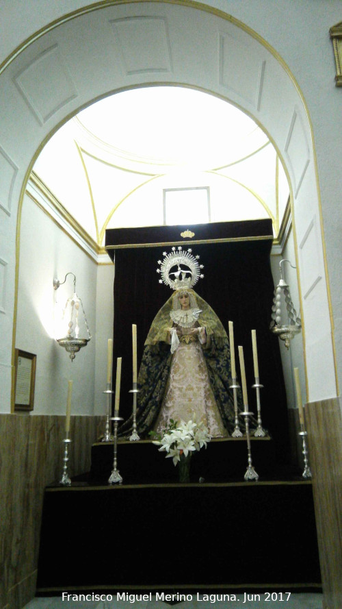 Iglesia de San Juan Bautista - Iglesia de San Juan Bautista. Capilla lateral y Virgen de los Dolores