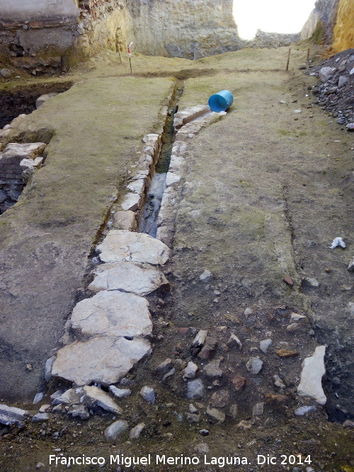 Excavacin arqueolgica de la Calle Teodoro Calvache n 29 - Excavacin arqueolgica de la Calle Teodoro Calvache n 29. Alcantarilla