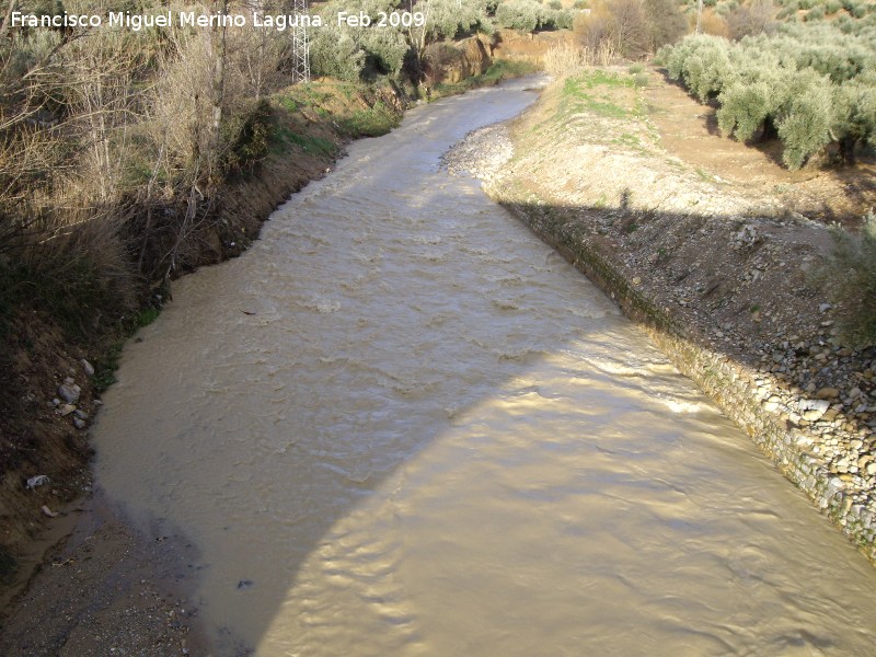 Ro Fro - Ro Fro. En crecida por el Puente Viejo de los Villares