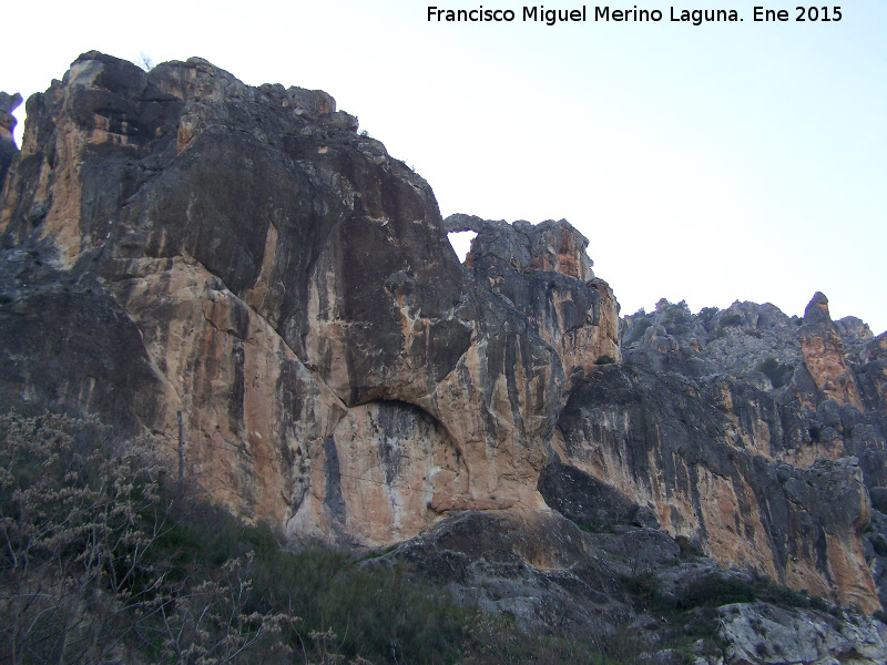 Torcal de Los Pollos - Torcal de Los Pollos. Con La Ventana en el centro