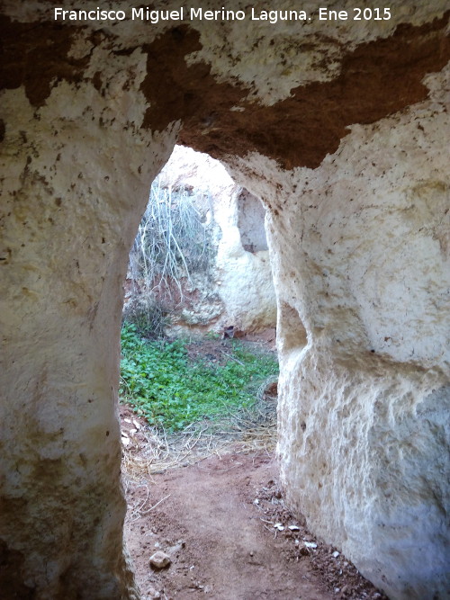 Cuevas Piquita. Cueva III - Cuevas Piquita. Cueva III. Entrada a la cuadra