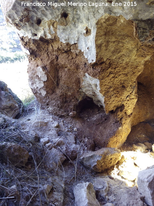 Cuevas Piquita. Cueva X - Cuevas Piquita. Cueva X. Cantarera