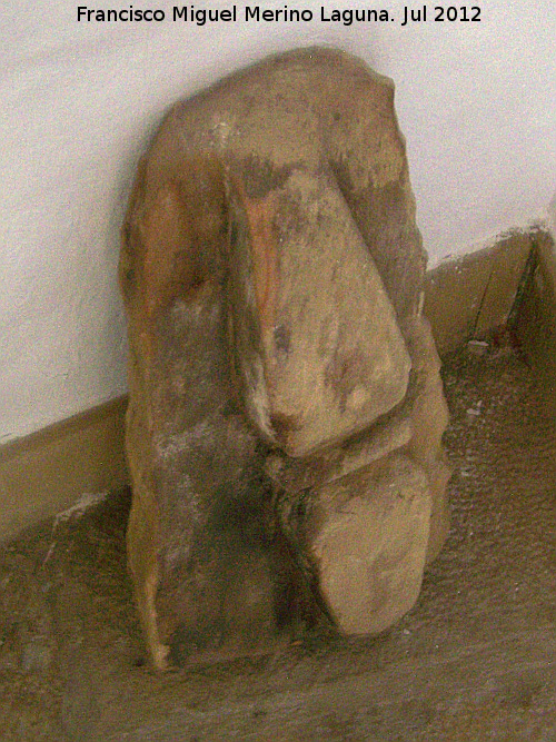 Huerto del Cannigo - Huerto del Cannigo. Balaustre. Museo Arqueolgico de beda