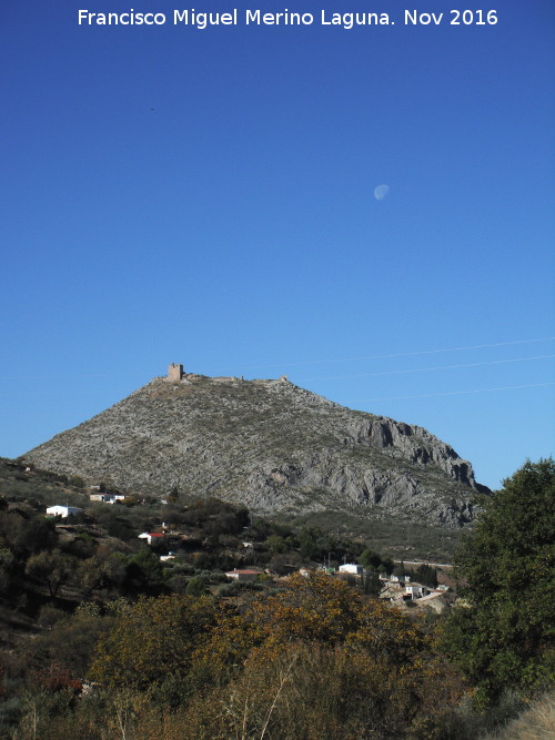 Castillo de la Pea - Castillo de la Pea. Con la Luna sobre l