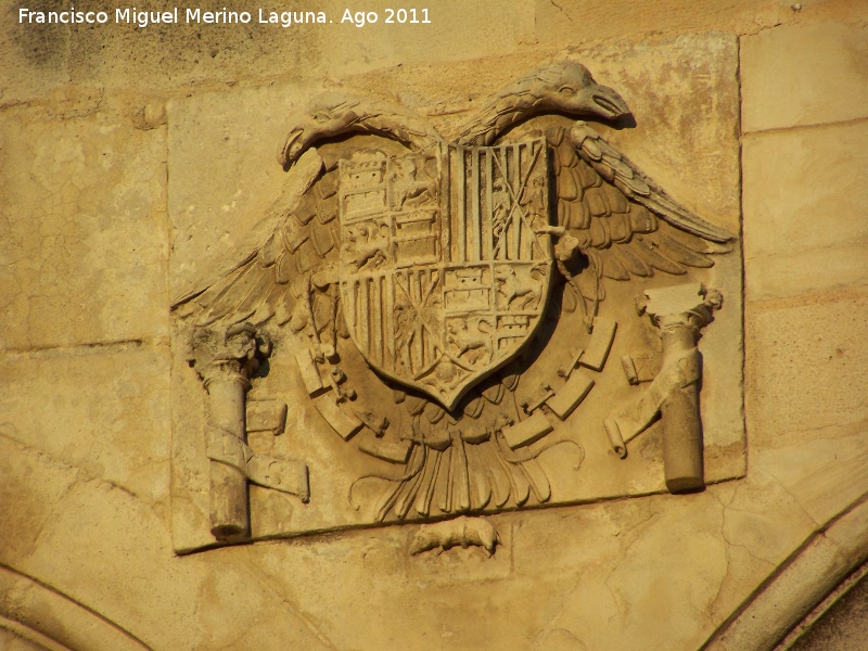 Ayuntamiento de Martos - Ayuntamiento de Martos. Escudo imperial