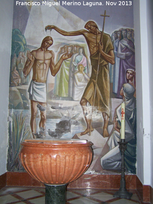 Iglesia de Santa Marta - Iglesia de Santa Marta. Pila bautismal y fresco de Francisco Baos