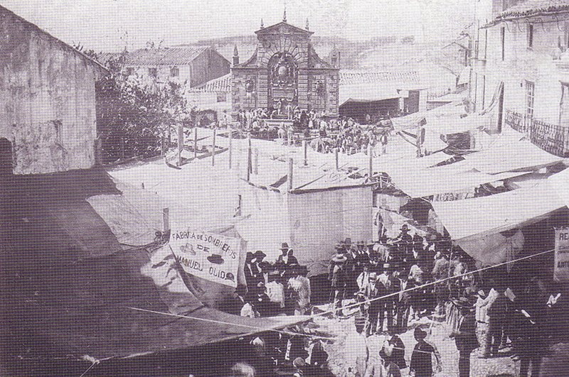 Fuente Nueva - Fuente Nueva. Hacia 1910. Da de feria