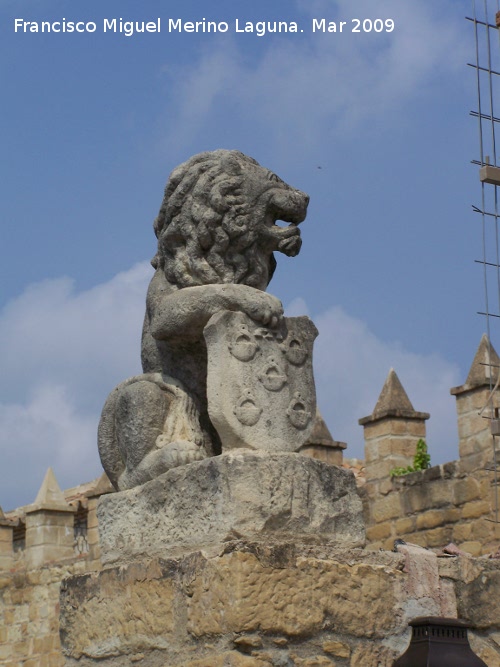 Palacio de los Seores De La Chica - Palacio de los Seores De La Chica. Len derecho