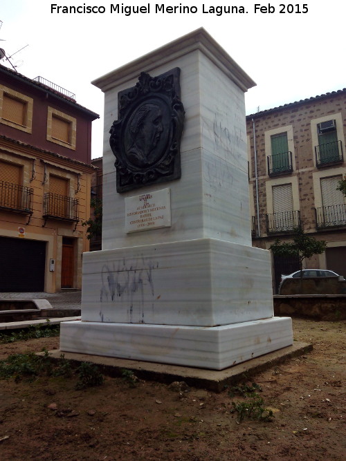 Monumento a Rafael Contreras de la Paz - Monumento a Rafael Contreras de la Paz. 