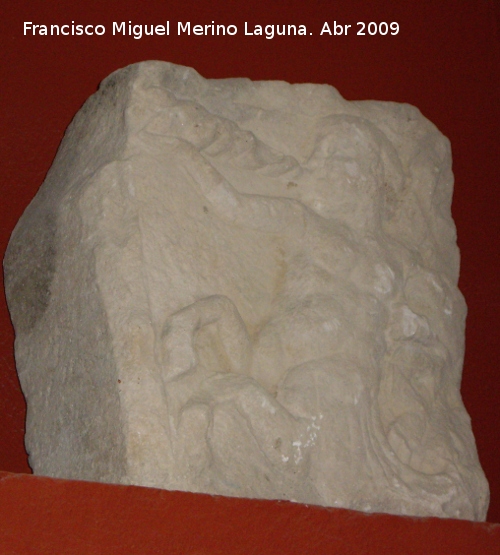 Cerro Maquiz - Cerro Maquiz. Bajorrelieve romano en el Palacio