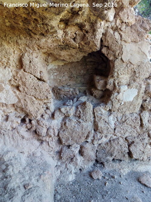 Eremitorio de Chircales - Eremitorio de Chircales. Muro y hornacina
