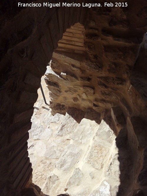 Castillo de Torredonjimeno. Torren Puerta de Martos - Castillo de Torredonjimeno. Torren Puerta de Martos. Escaleras