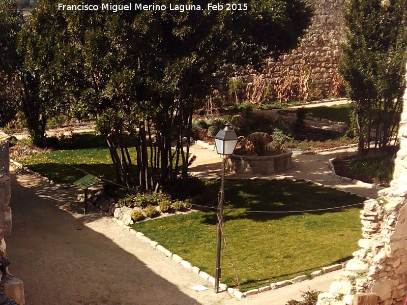 Castillo de Torredonjimeno. Patio del Palacio - Castillo de Torredonjimeno. Patio del Palacio. 