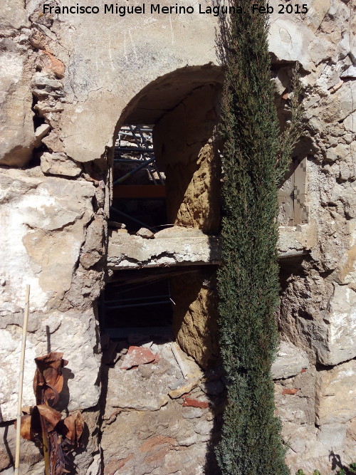 Castillo de Torredonjimeno. Bodega - Castillo de Torredonjimeno. Bodega. Lacena