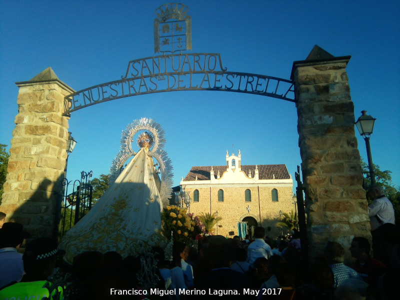 Romera de la Virgen de la Estrella - Romera de la Virgen de la Estrella. Entrando al Santuario