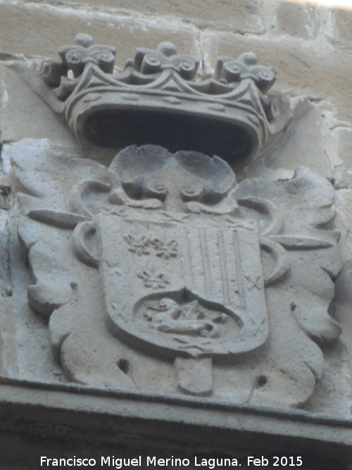Palacio del Conde Torres Cabrera - Palacio del Conde Torres Cabrera. Escudo central