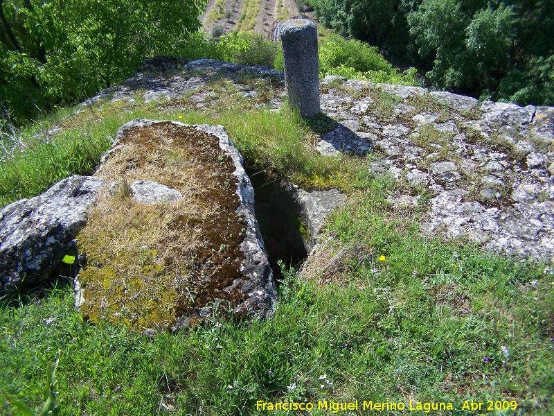 Poblado de Olvera - Poblado de Olvera. Hueco de entrada de aguas al molino