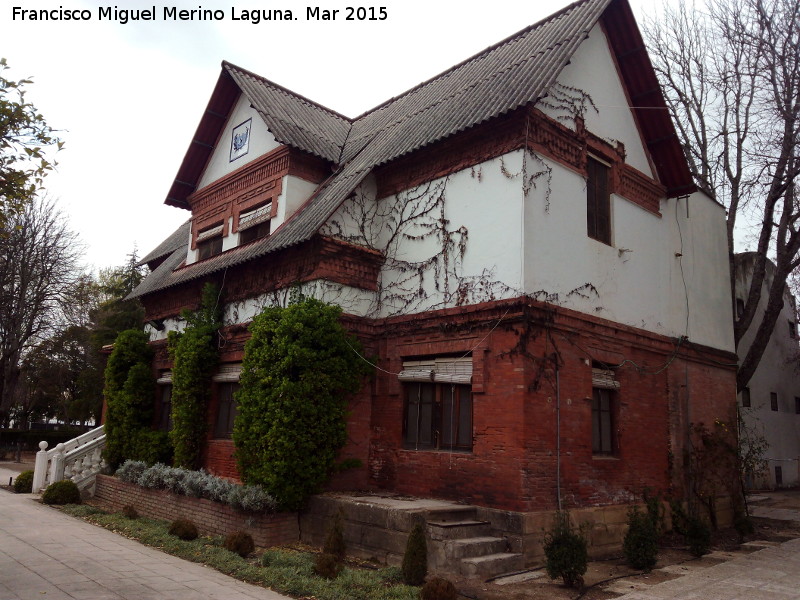 Casa del Parque Leocadio Marn - Casa del Parque Leocadio Marn. 