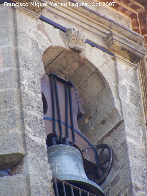 Iglesia de San Juan Bautista - Iglesia de San Juan Bautista. Campana de la Virgen de la Estrella